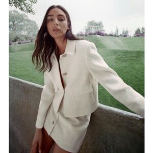 Zara Ivory Tweed Collared Cropped Lady Jacket Gold Buttons Medium M 3221/339/712